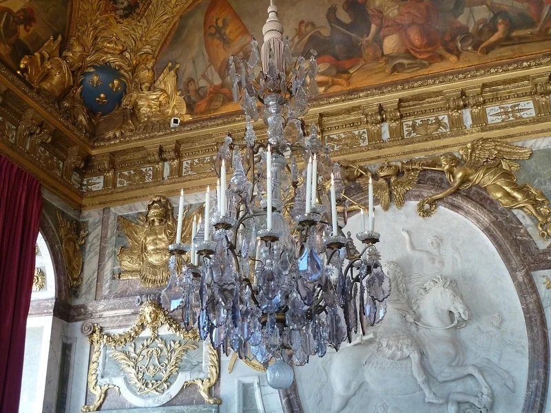 Montage et suspension du lustre