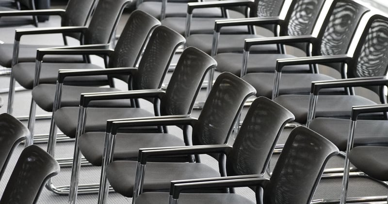 Tarif horaire montage de meuble : combien prévoir pour un pro ?