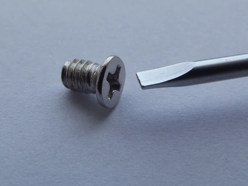 Erreurs courantes quand on utilise une équerre acier