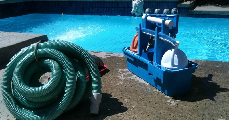 Comment enlever l'air dans la pompe de piscine : la méthode en 4 étapes